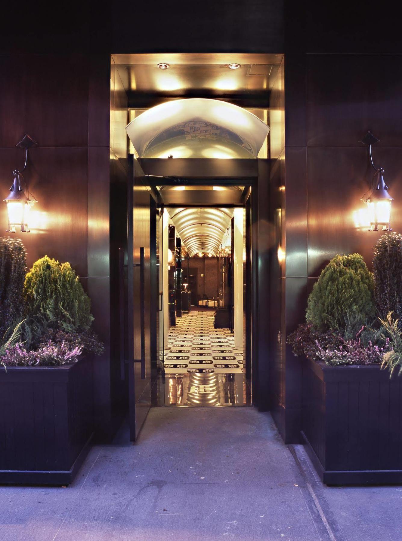 فندق نيو يوركفي  فندق نايت باي إس بي آت تايمز سكوير المظهر الخارجي الصورة